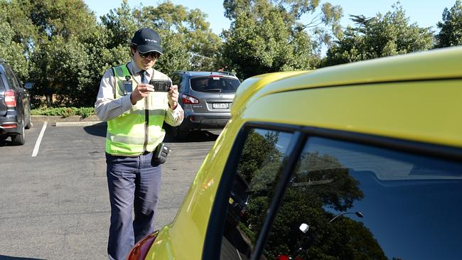 parking wardens feel safer with Reveal body cameras
